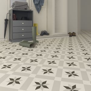 Wickes Canterbury Patterned Porcelain Wall & Floor Tile - 300 x 300mm