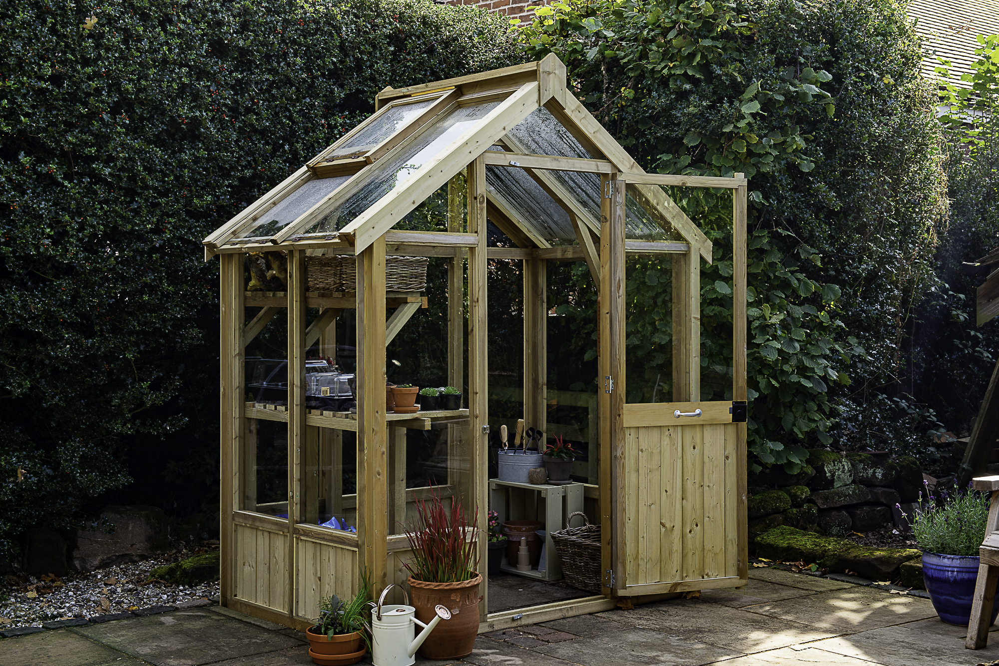 Forest Garden Vale 6 x 4ft Greenhouse with Assembly