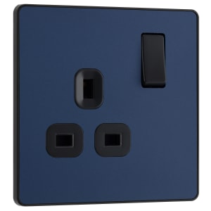 BG Evolve Matt Blue 13A Single Switched Power Socket