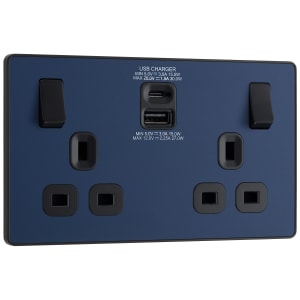 BG Evolve Matt Blue 13A Double Switched Power Socket with USB C (30W) & USB A (2.1A)