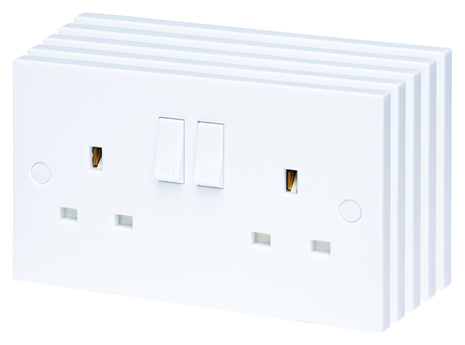 Wickes Square Edge 13A 2 Gang Double Switched Socket - Pack of 5