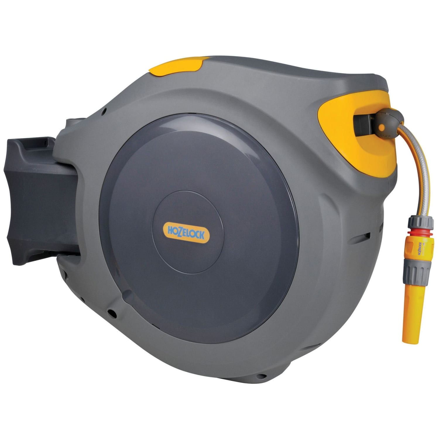 Retractable clearance hose pipe