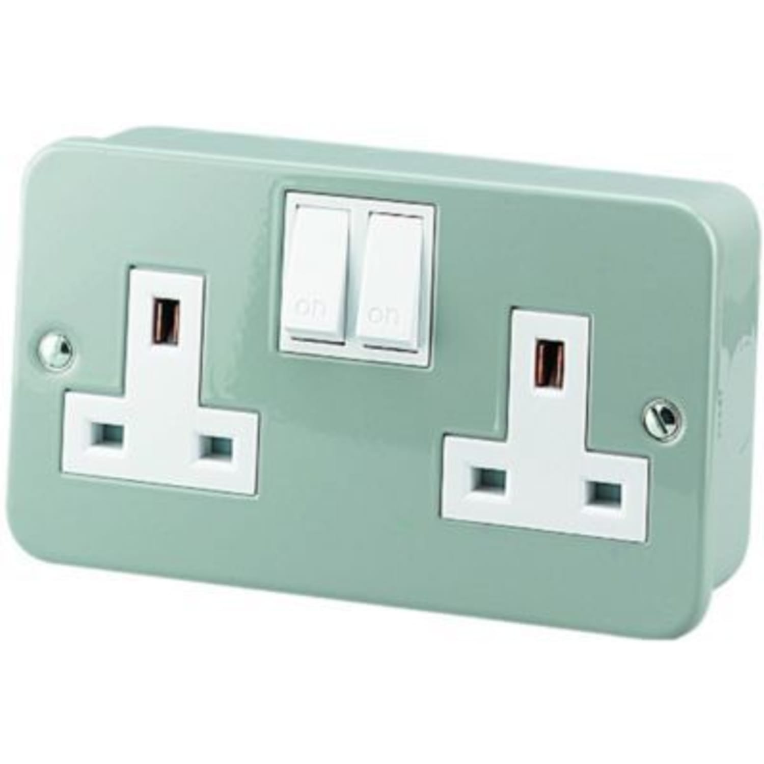 Metal plug outlet sockets