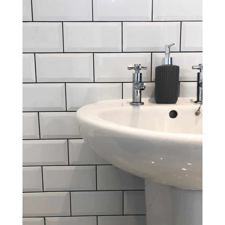Wickes Metro White Ceramic Wall Tile, White Metro Tile Bathroom Ideas