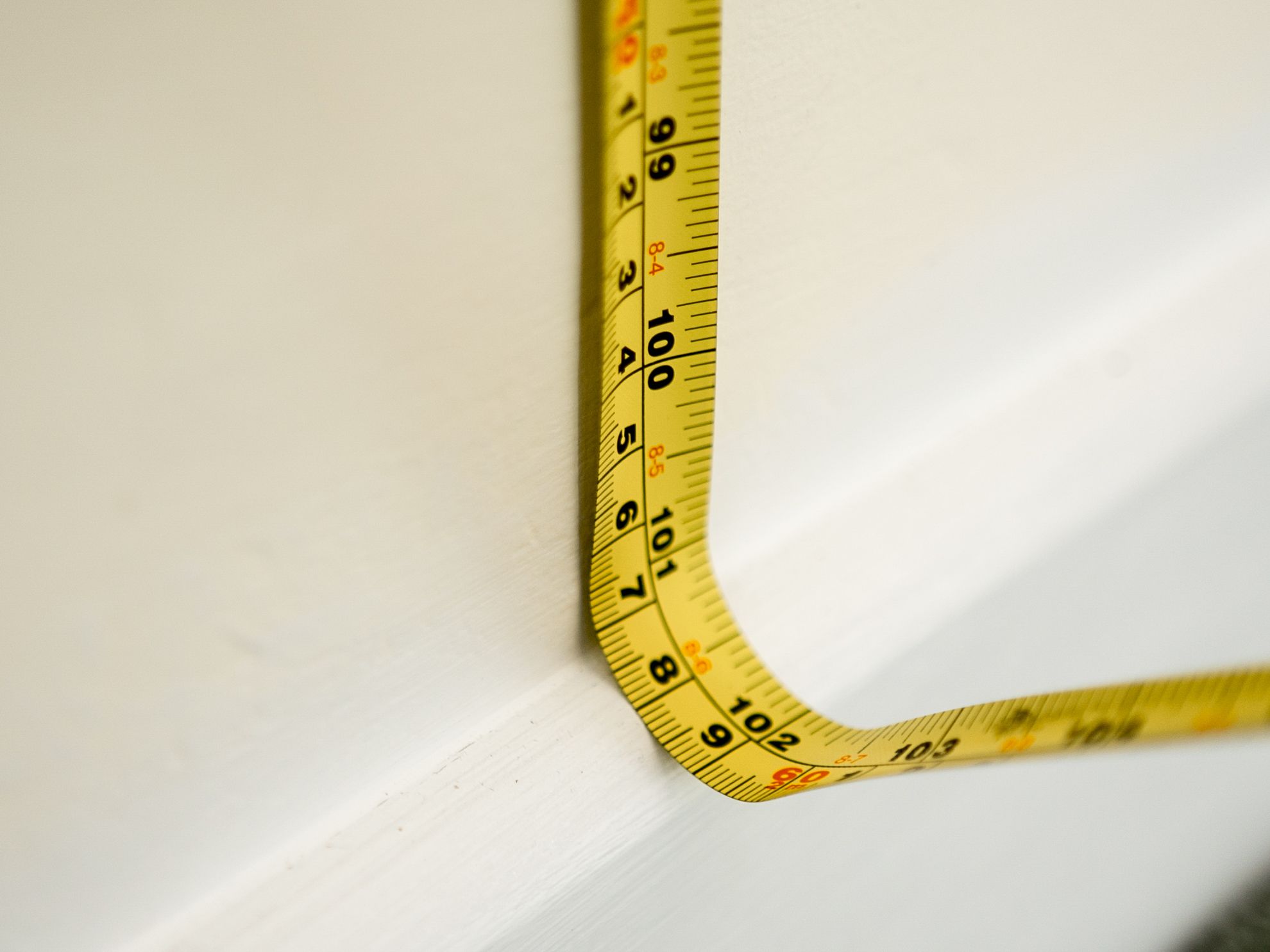 How to Wallpaper a Room Hanging Wallpaper Wickes