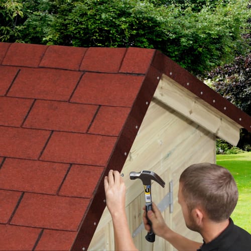 Fitting roof shingles