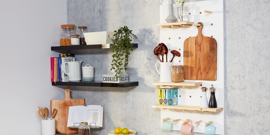 Organise the kitchen pantry
