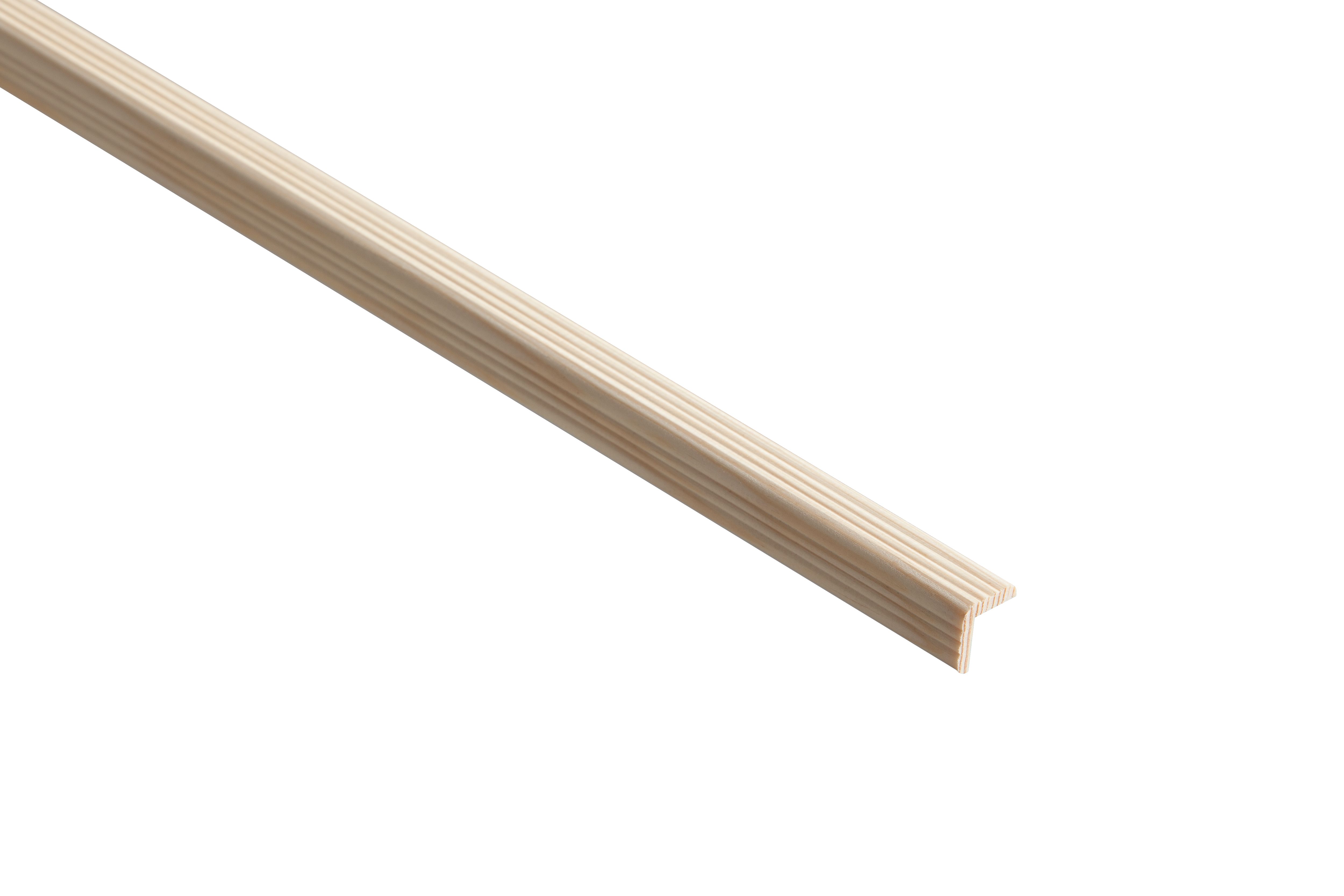 Image of Wickes Pine Reed Angle Moulding - 27 x 27 x 2400mm
