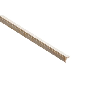 Wickes Pine Windsor Angle Moulding - 20mm x 20mm x 2.4m