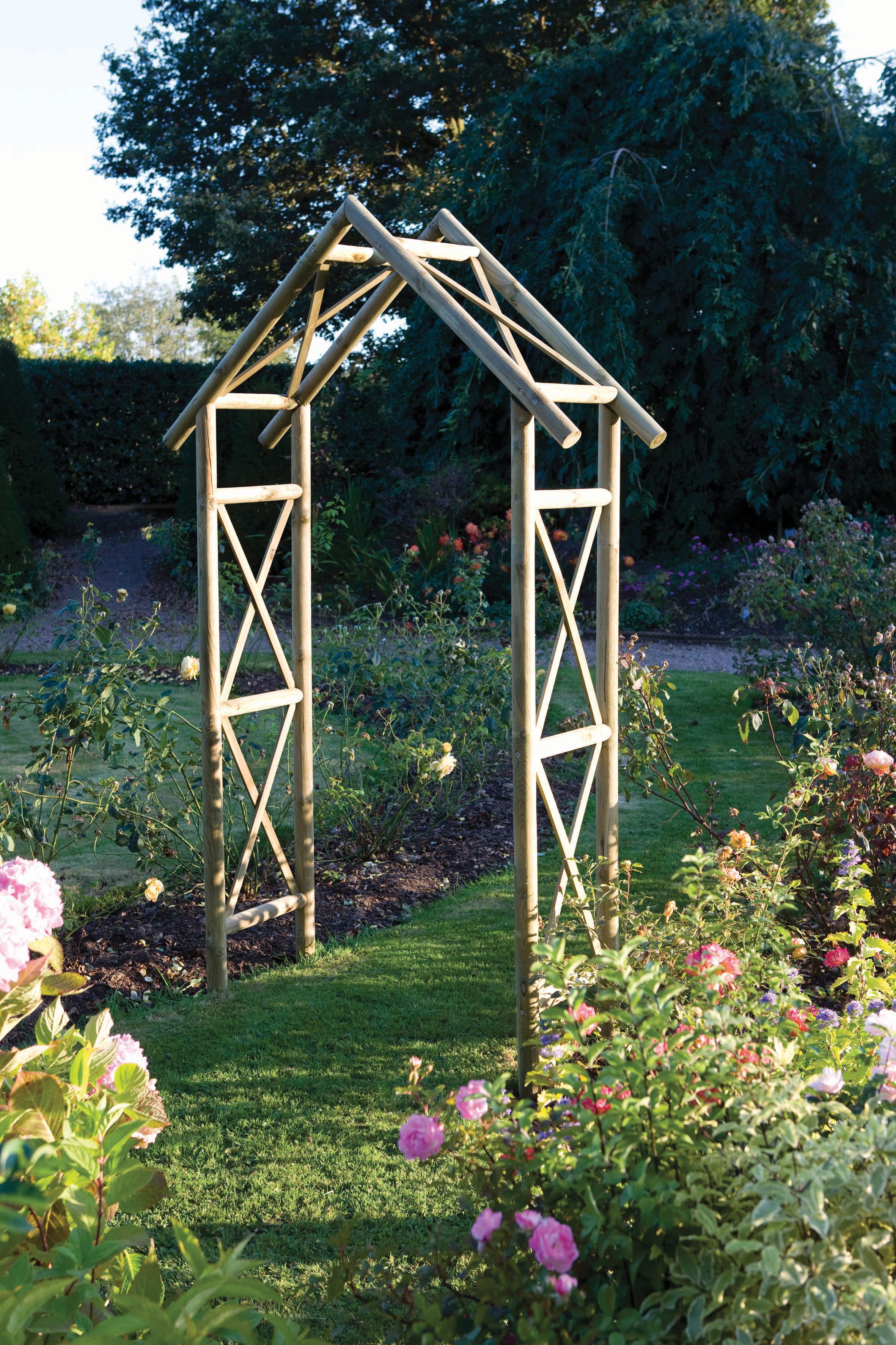 Rowlinson Rustic Classical Criss-cross Garden Arch - 1490 x 450mm