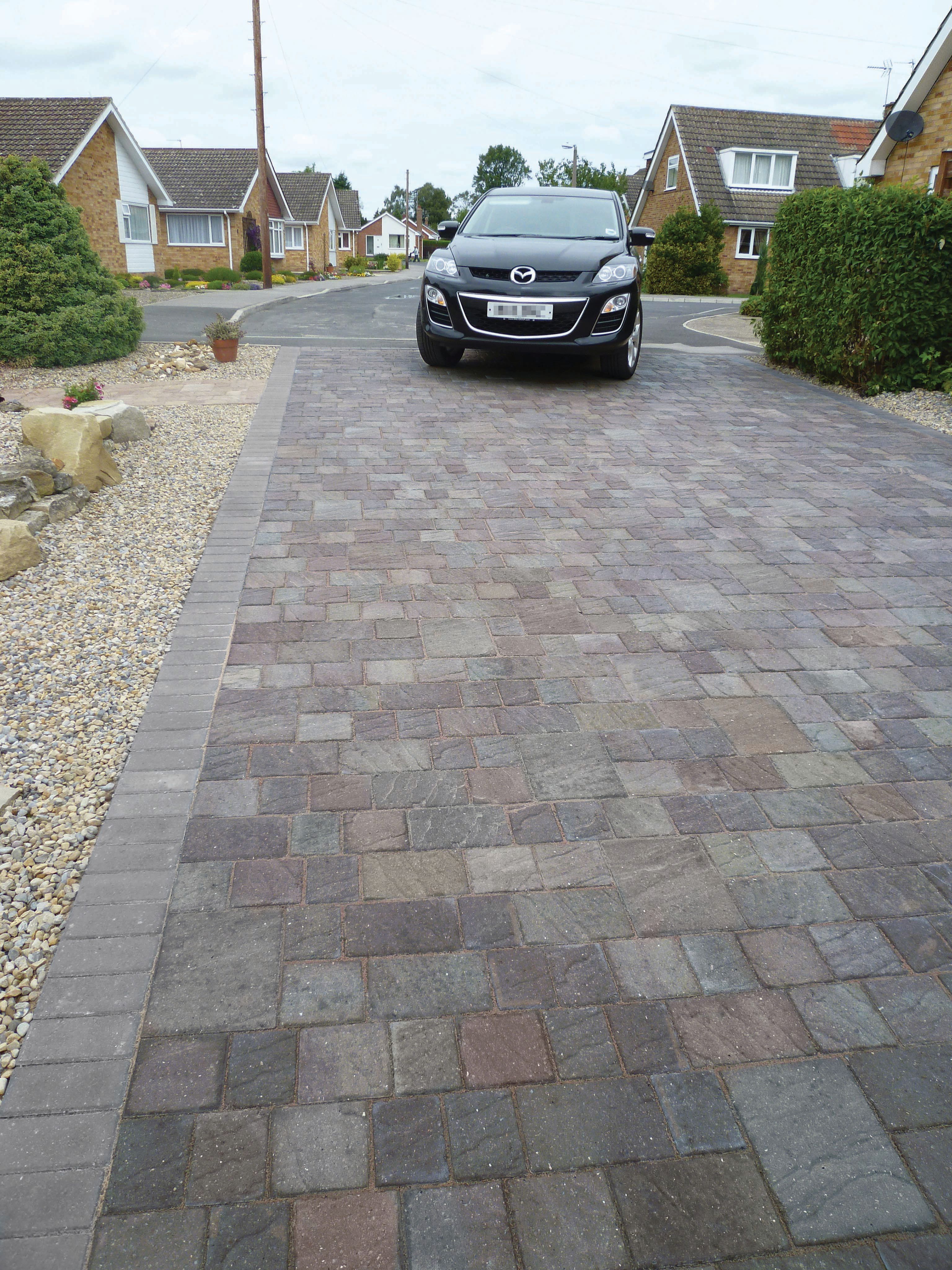 Marshalls Drivesett Natrale Textured Slate Driveway Block Paving -120 x 160 x 50mm - Pack of 540