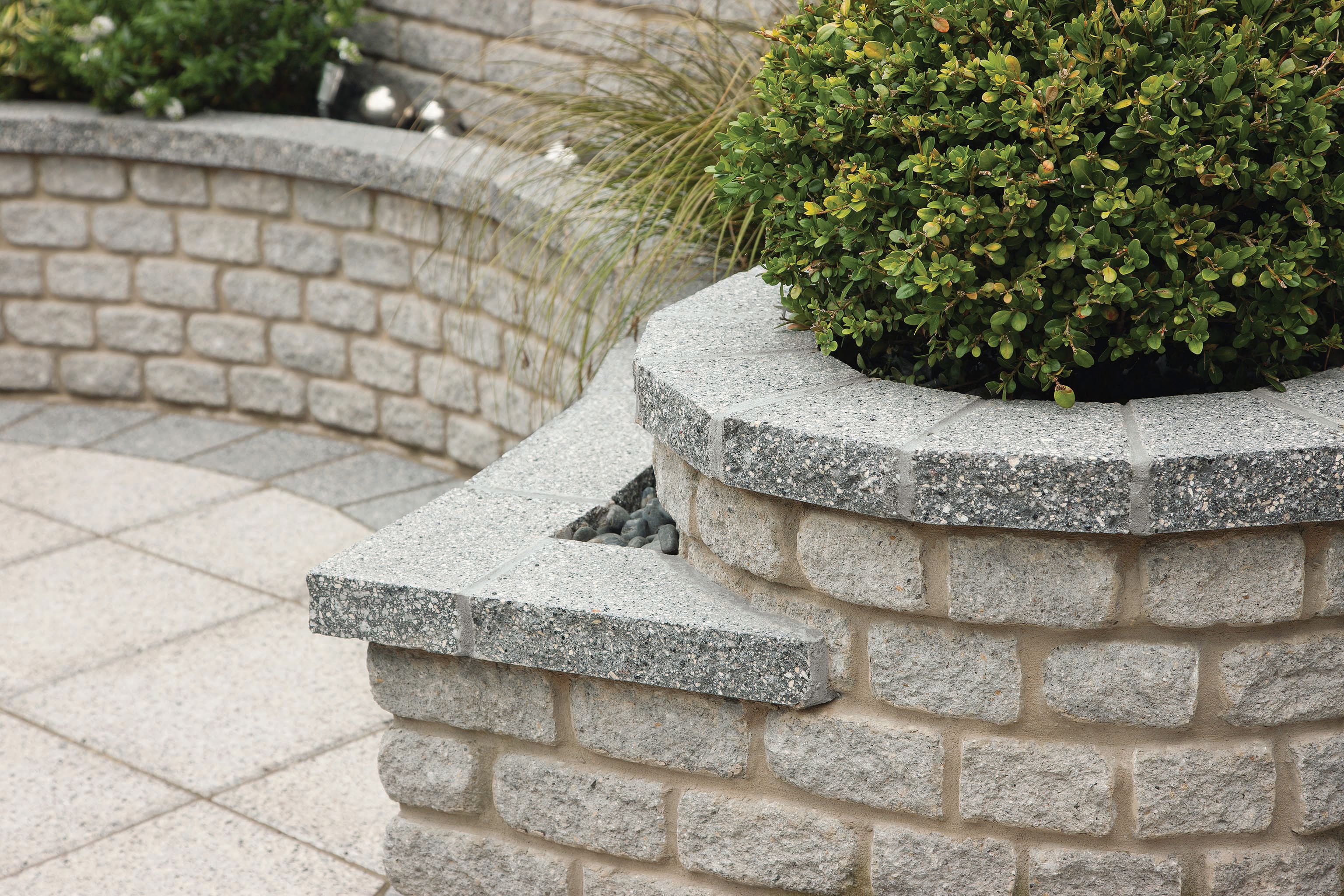 Marshalls Argent Light Coarse Walling Stone - 440 x 140 x 100mm - Pack of 90