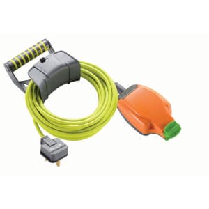 Masterplug Pro-XT Weatherproof Trailing Socket High Visibility Cable - 10m 13A