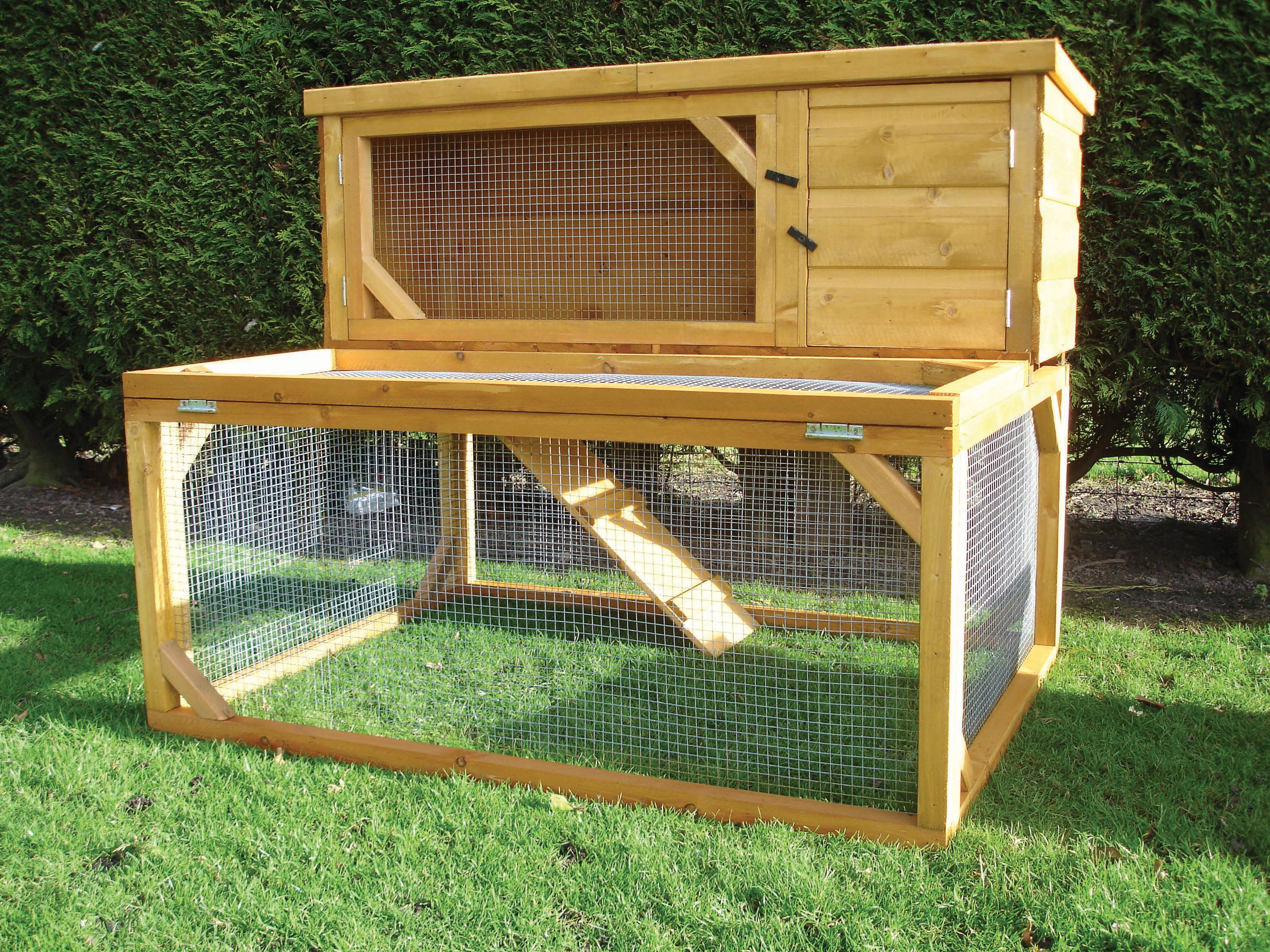 Shire Timber Pent Pet House & Drop Run Honey Brown - 4 x 3 x 3 ft