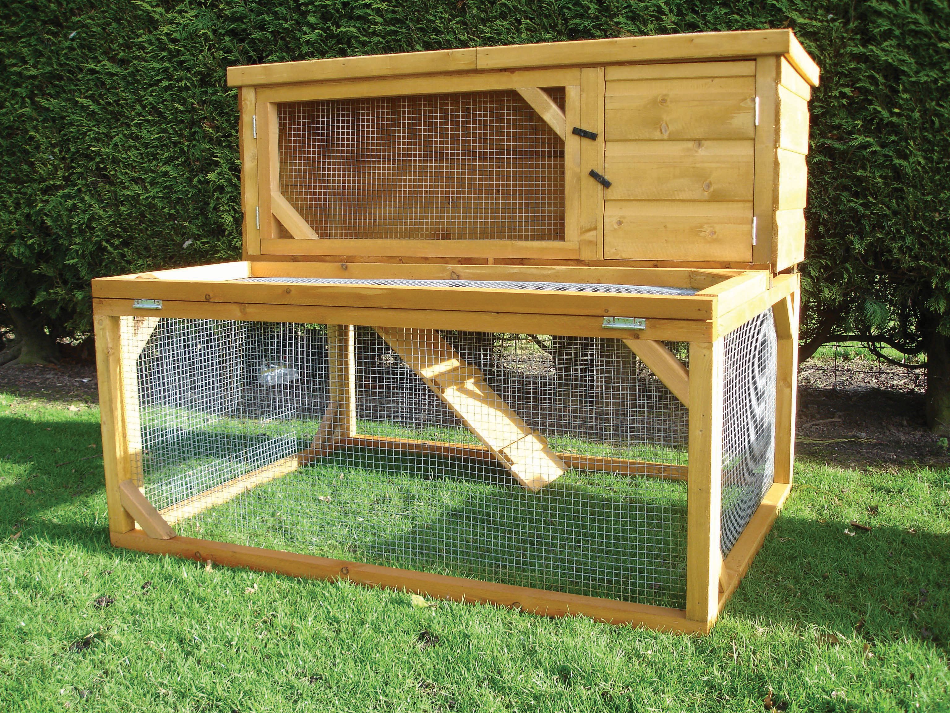 Shire Honey Brown Timber Pent Pet House & Drop Run - 4 x 3 x 3ft