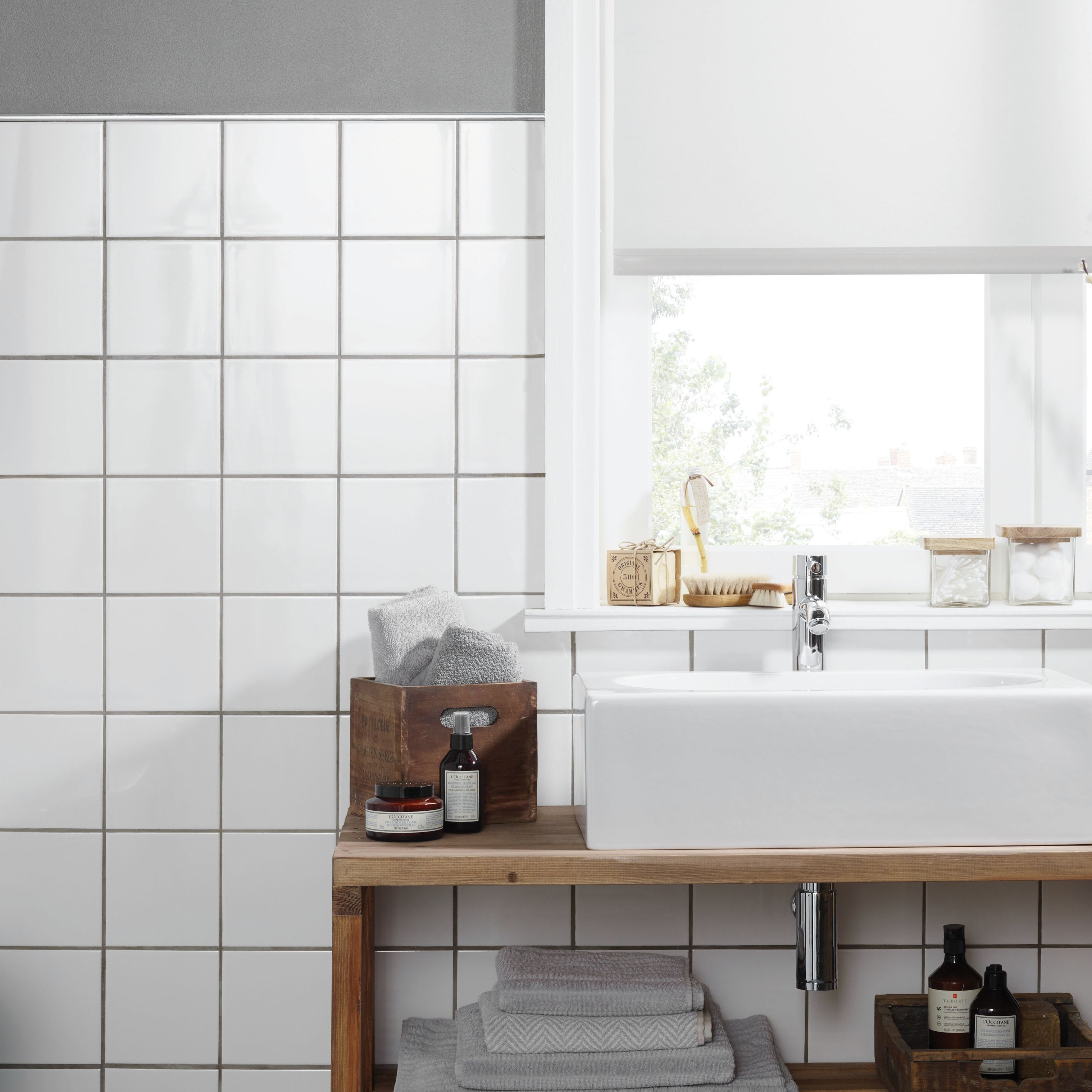 Wickes White Gloss Ceramic  Wall Tile - 150 x 150mm