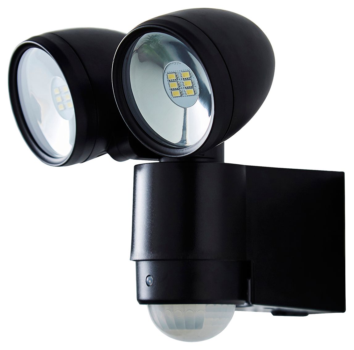 Outside security deals lights with sensor