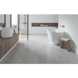 Wickes Kielder Light Grey Wood Effect Porcelain Wall & Floor Tile - 900 x 150mm
