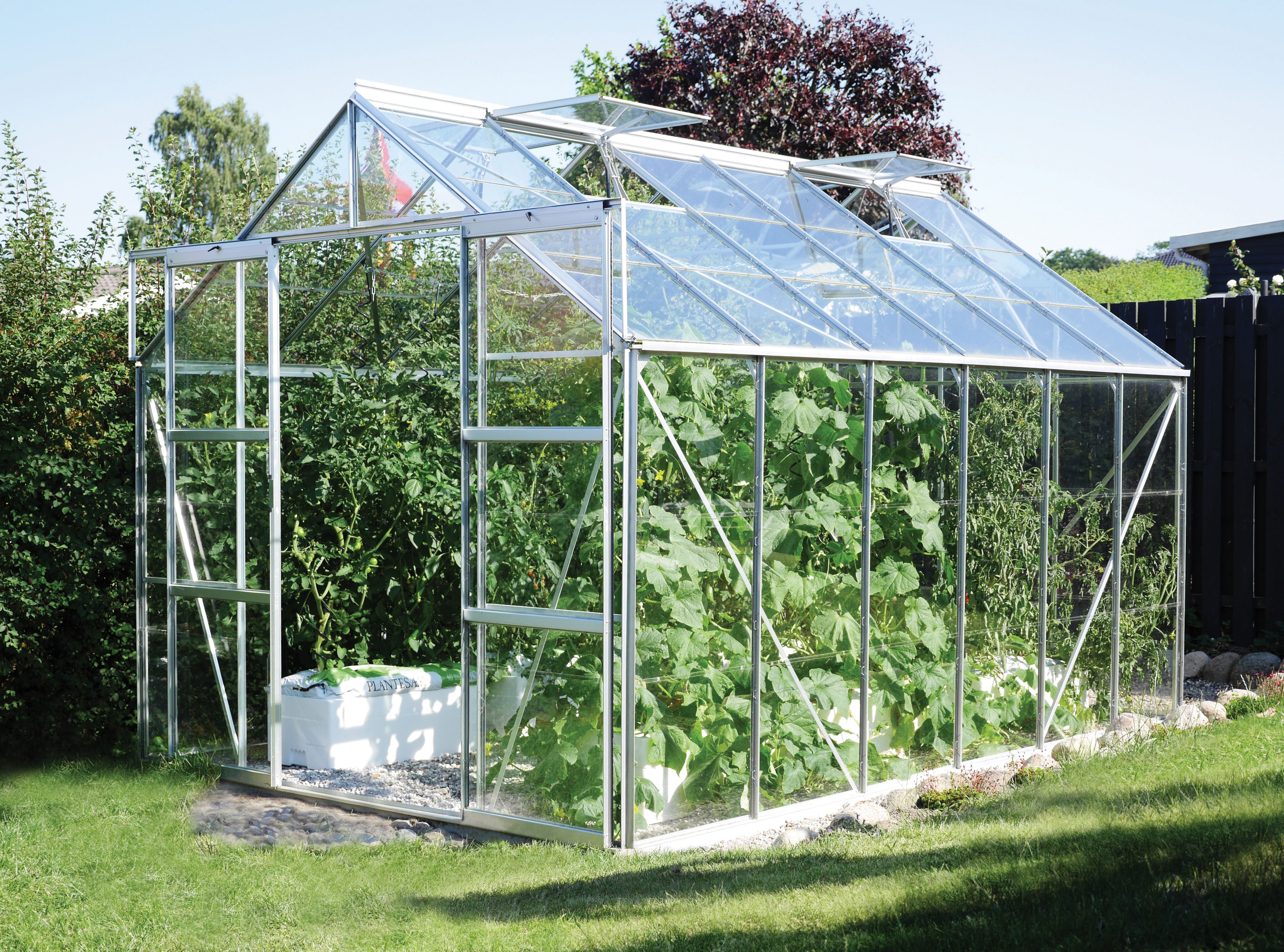 Vitavia Jupiter 8 x 12ft Toughened Glass Greenhouse with Steel Base