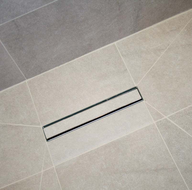 Image of Wickes Linear Tileable Trap Cover - 300mm