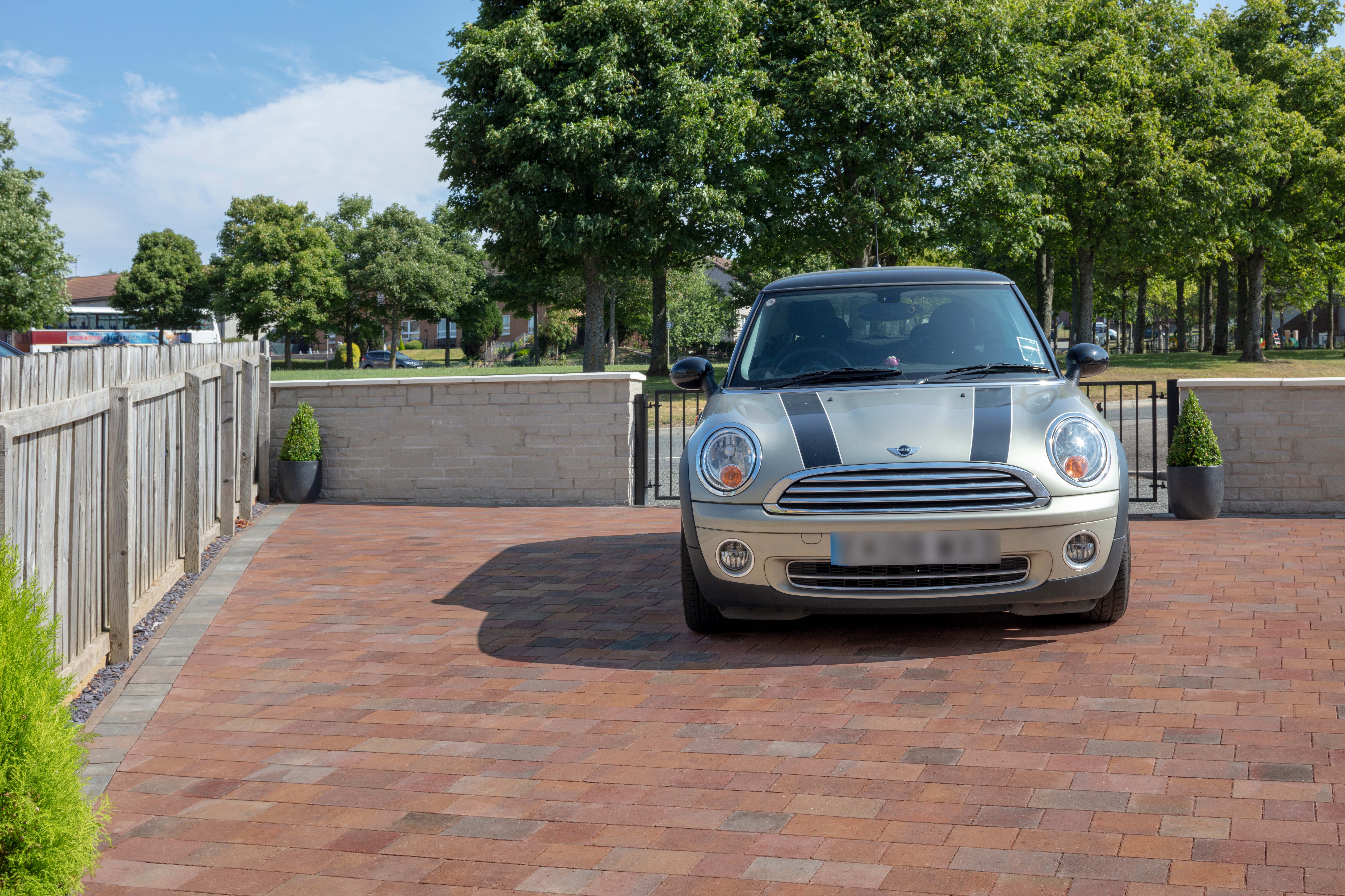 Marshalls Drivesett Savanna Textured Traditional Driveway Block Paving - Sample