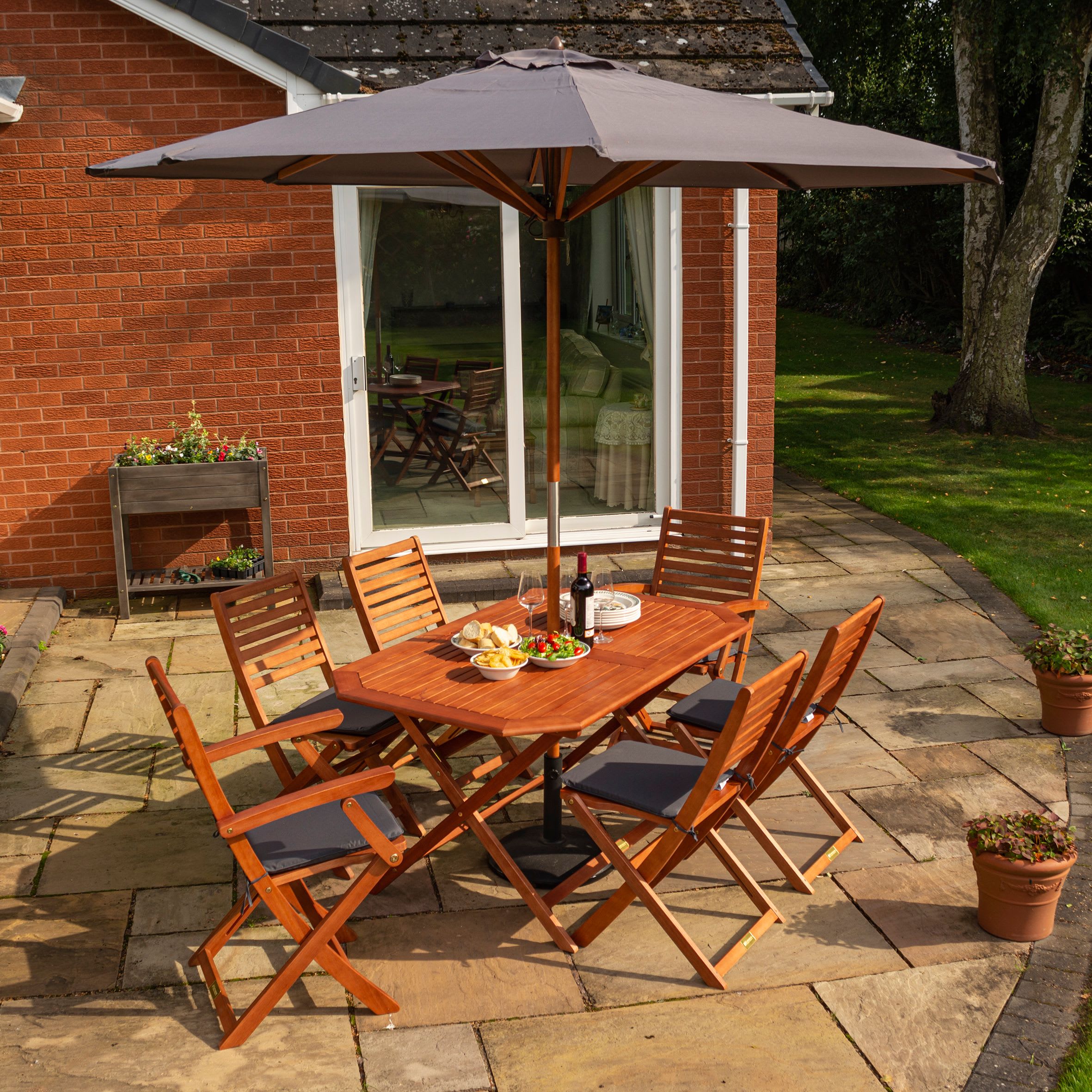 Rowlinson Plumley Six Seater Dining Set with Grey Parasol and Base