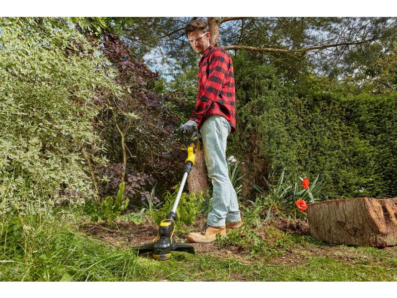 Grass & Hedge Trimmers | Cordless Hedge Trimmers | Wickes