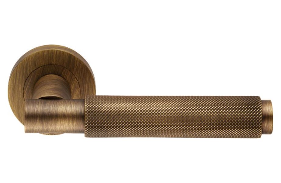 Image of Varese Antique Brass Knurled Round Rose Door Handle - 1 Pair