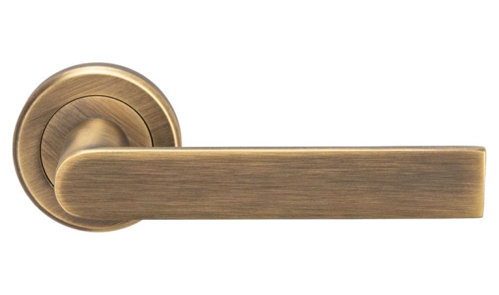 Image of Serozzetta Edge Antique Brass Round Rose Door Handle - 1 Pair