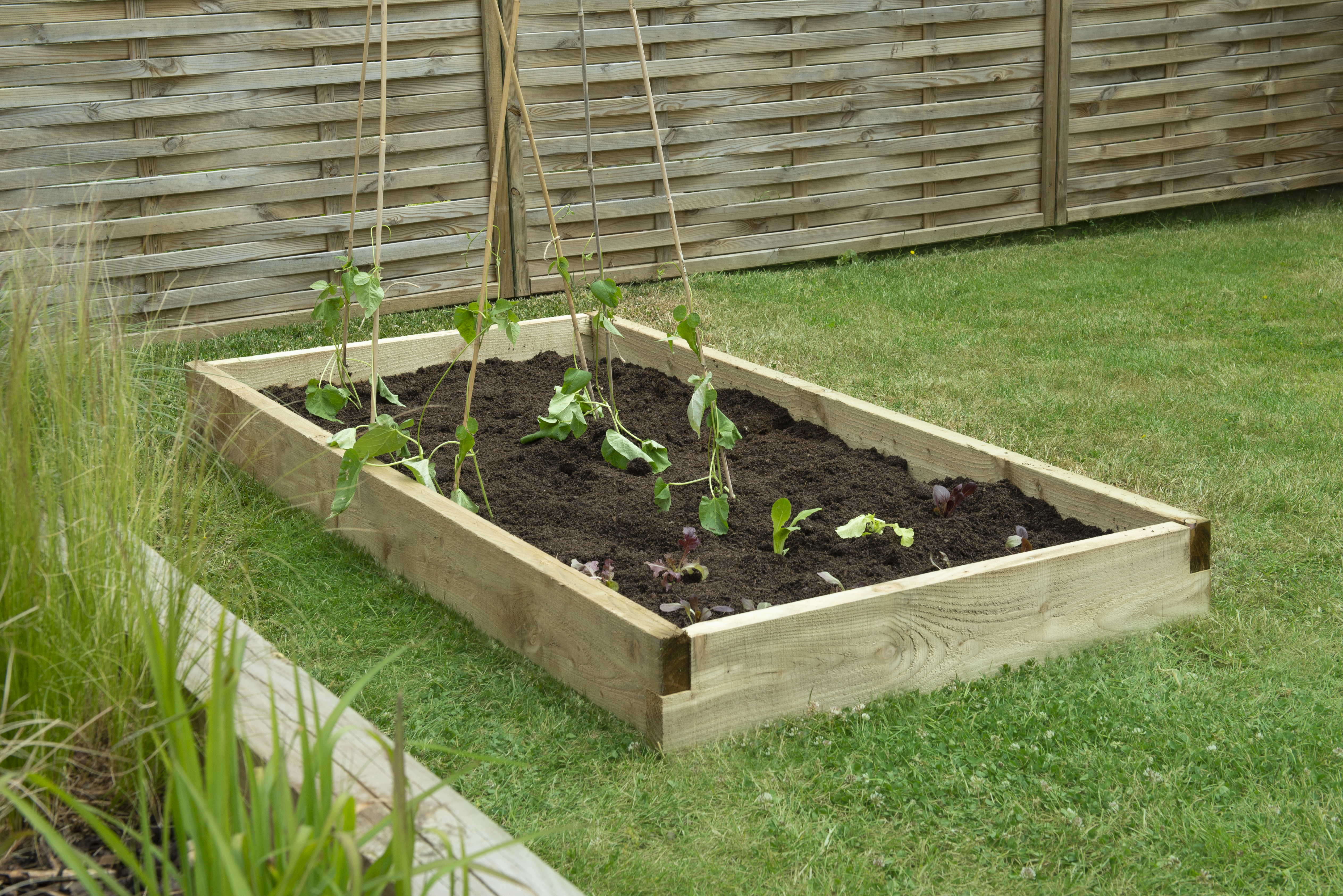 Image of Forest Garden Caledonian Large Raised Bed - 140 x 900 x 1800mm