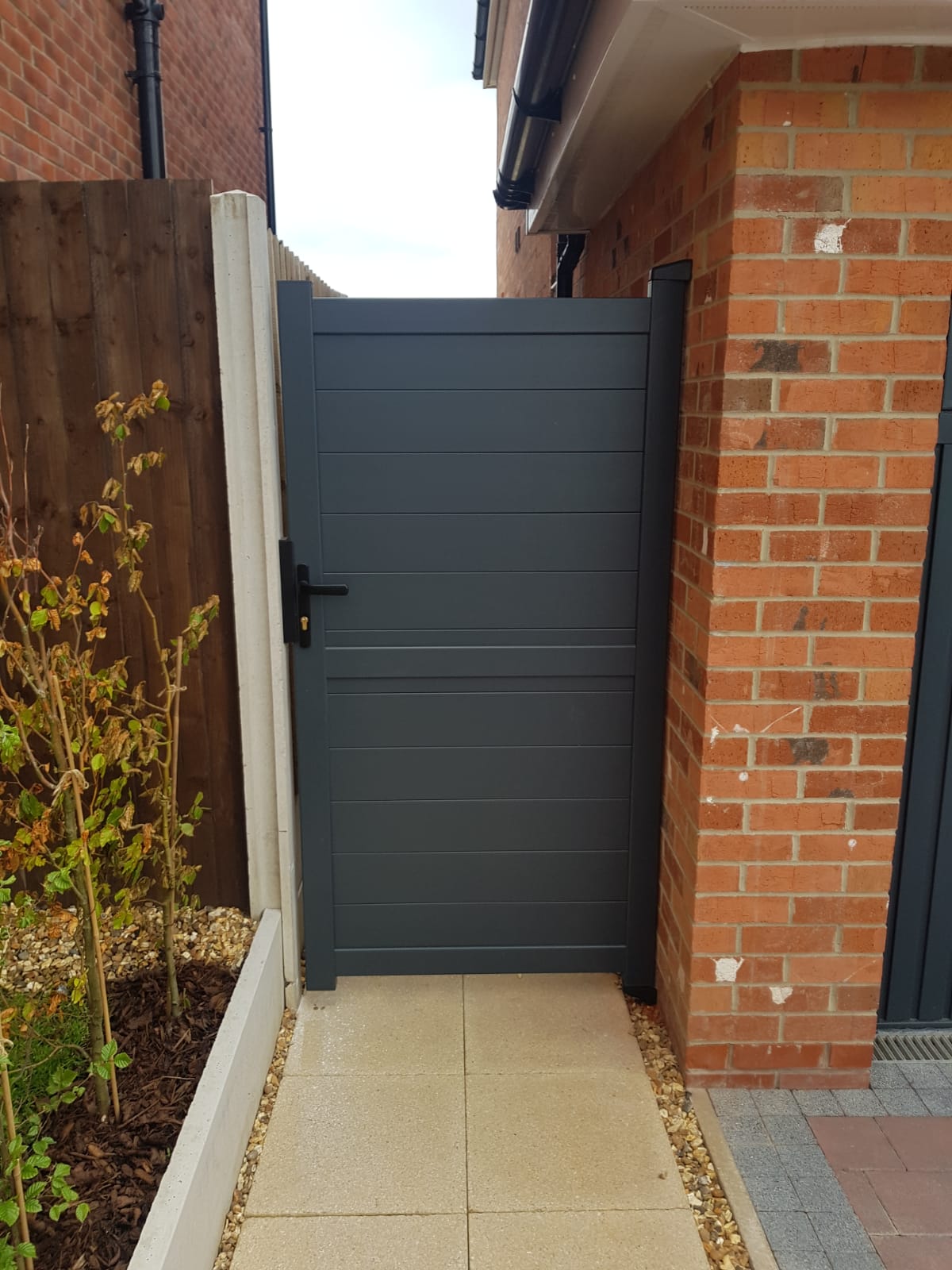 Readymade Anthracite Grey Aluminium Horizontal Pedestrian Gate - 900mm Width