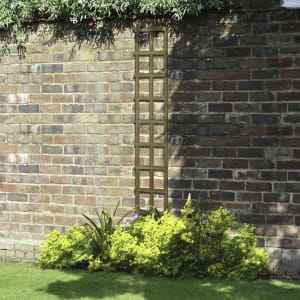 Image of Forest Garden Traditional Trellis - 1800 x 300mm - Pack of 10