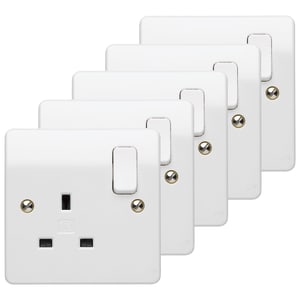 MK 13A Switched Single Socket - Pack of 5