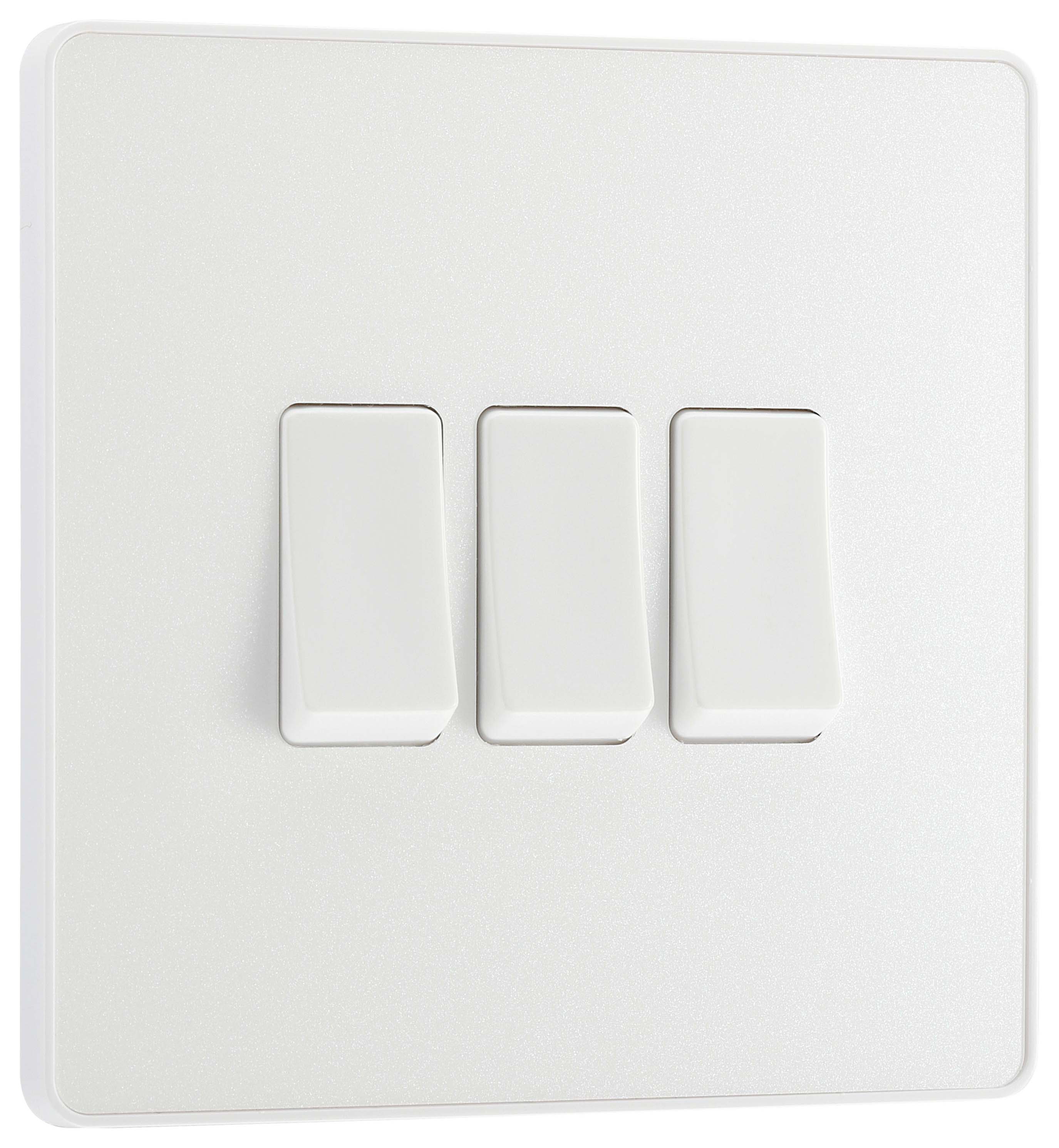 BG Evolve Pearlescent White 20A 16Ax Triple Light Switch - 2 Way