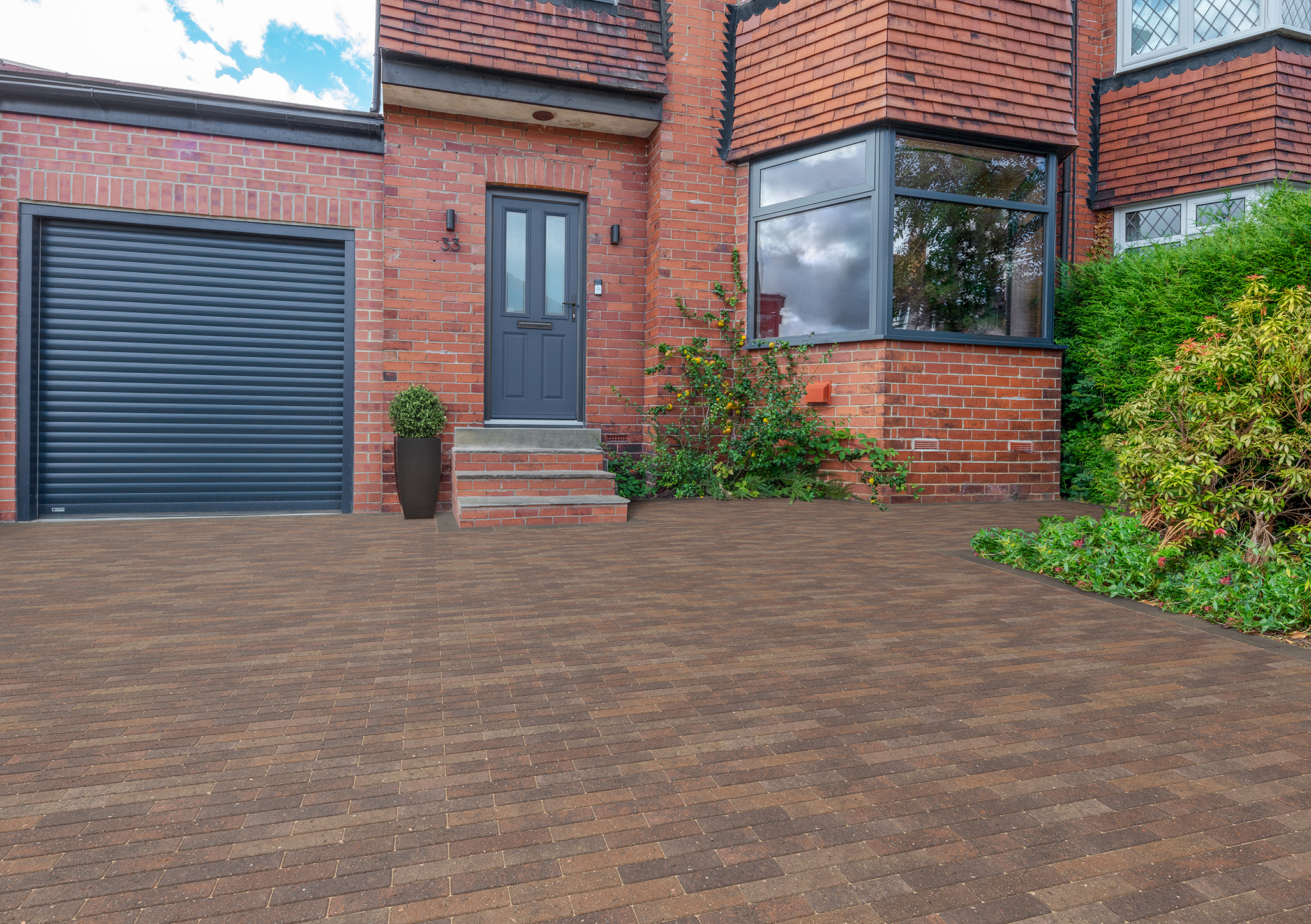 Image of Marshalls Savanna Linear Traditional Driveway Block Paving - 200 x 50 x 60mm - Pack of 800