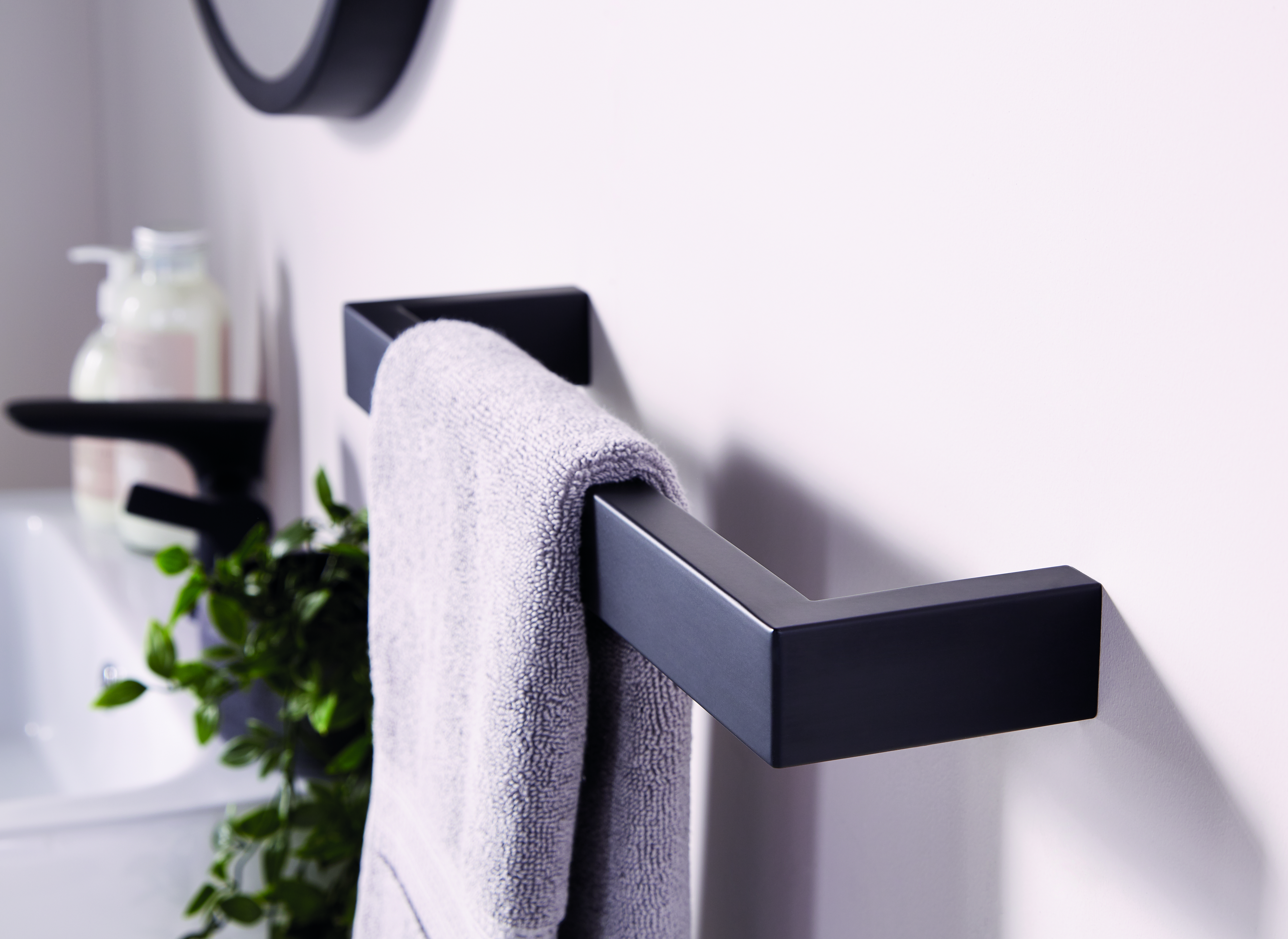 Image of Towelrads Elcot Matt Black Dry Electric Towel Bars - 450mm