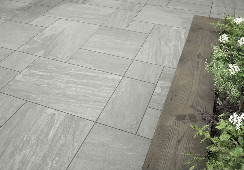 Thornton Grey Glazed Mixed Size Outdoor Porcelain Paving Tile - 21.06m² pack