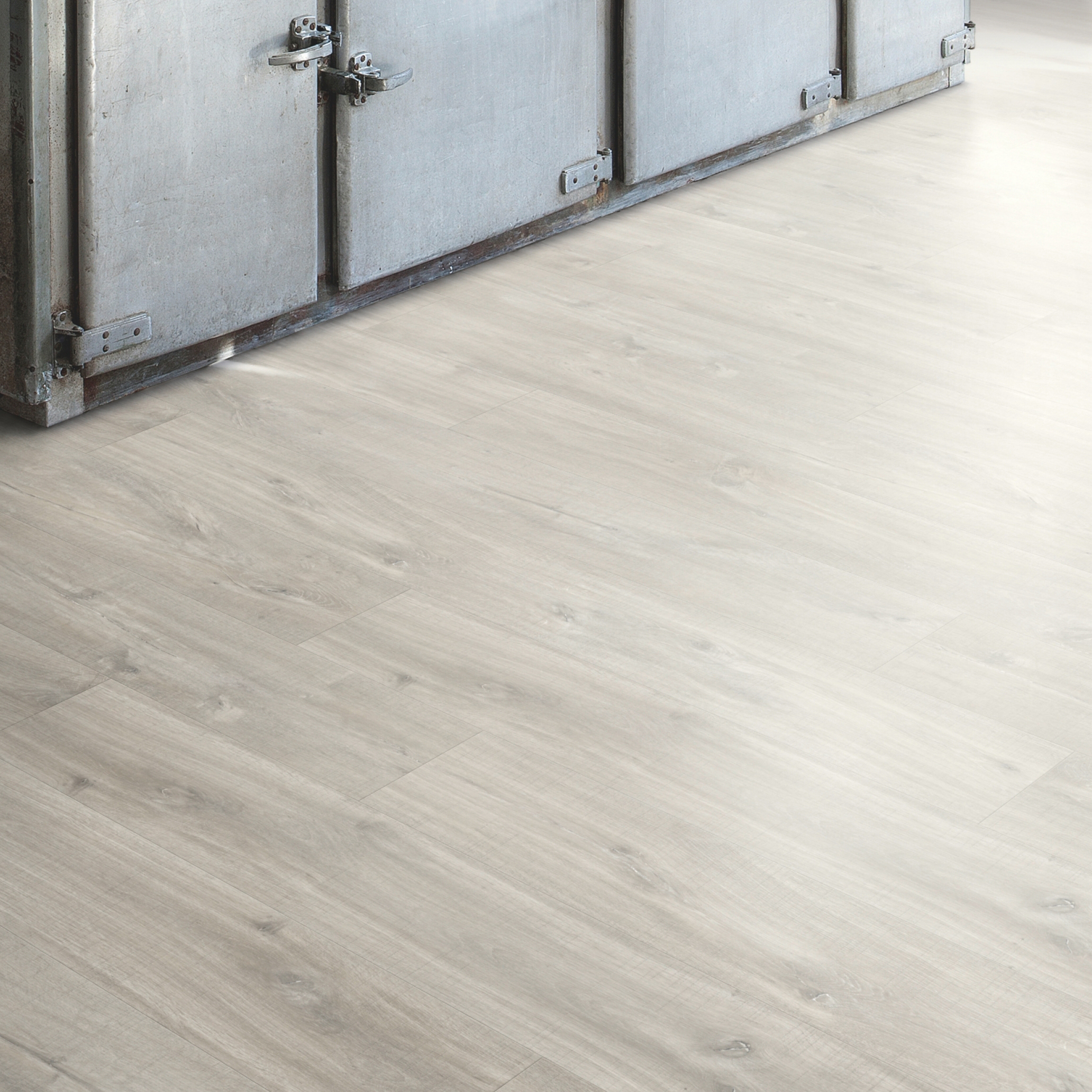 Quick-Step Magnifico Canyon Grey Oak with Sawcuts Rigid Luxury Vinyl Flooring with Integrated Underlay - 2.128m2