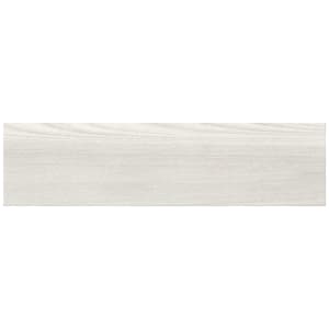 Wickes River Light Grey Wood Effect Porcelain Wall & Floor Tile - 150 x 600mm - Sample