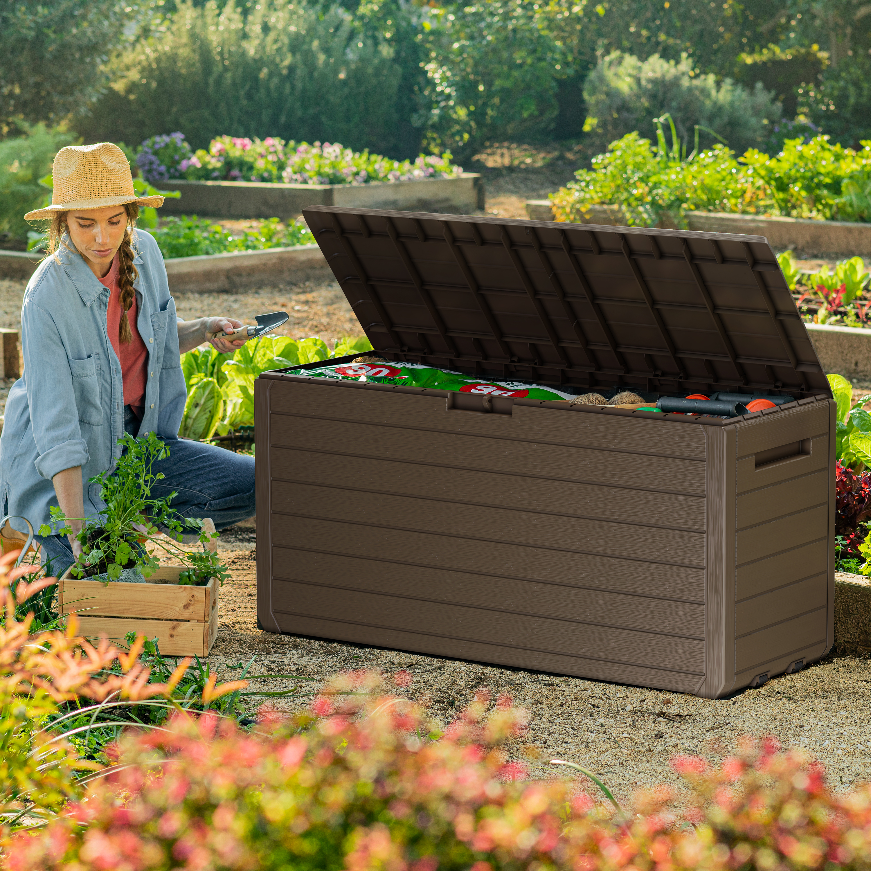 Keter Atlas Deck Box - 270L