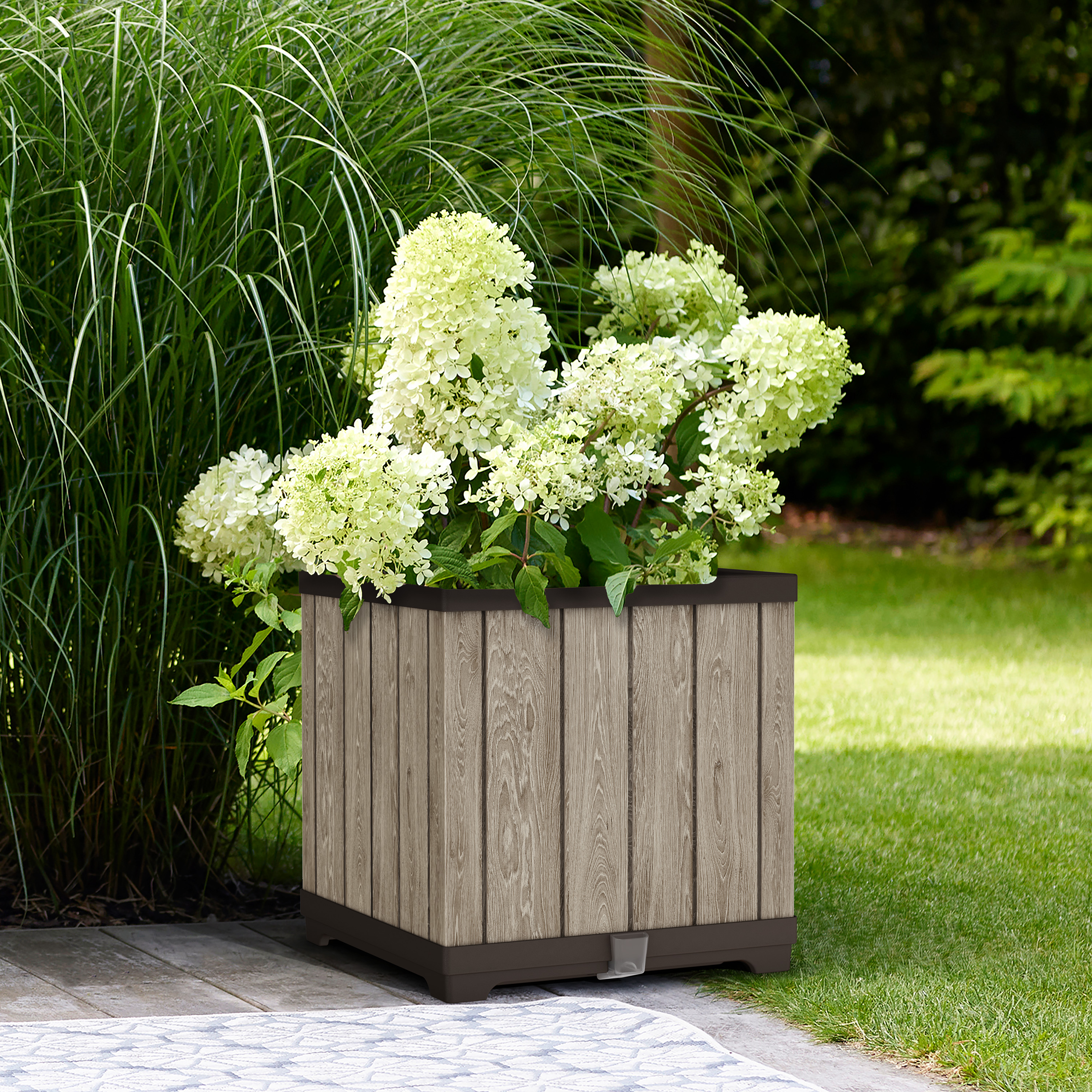 Keter Deco Signature Square Planter - Ashwood