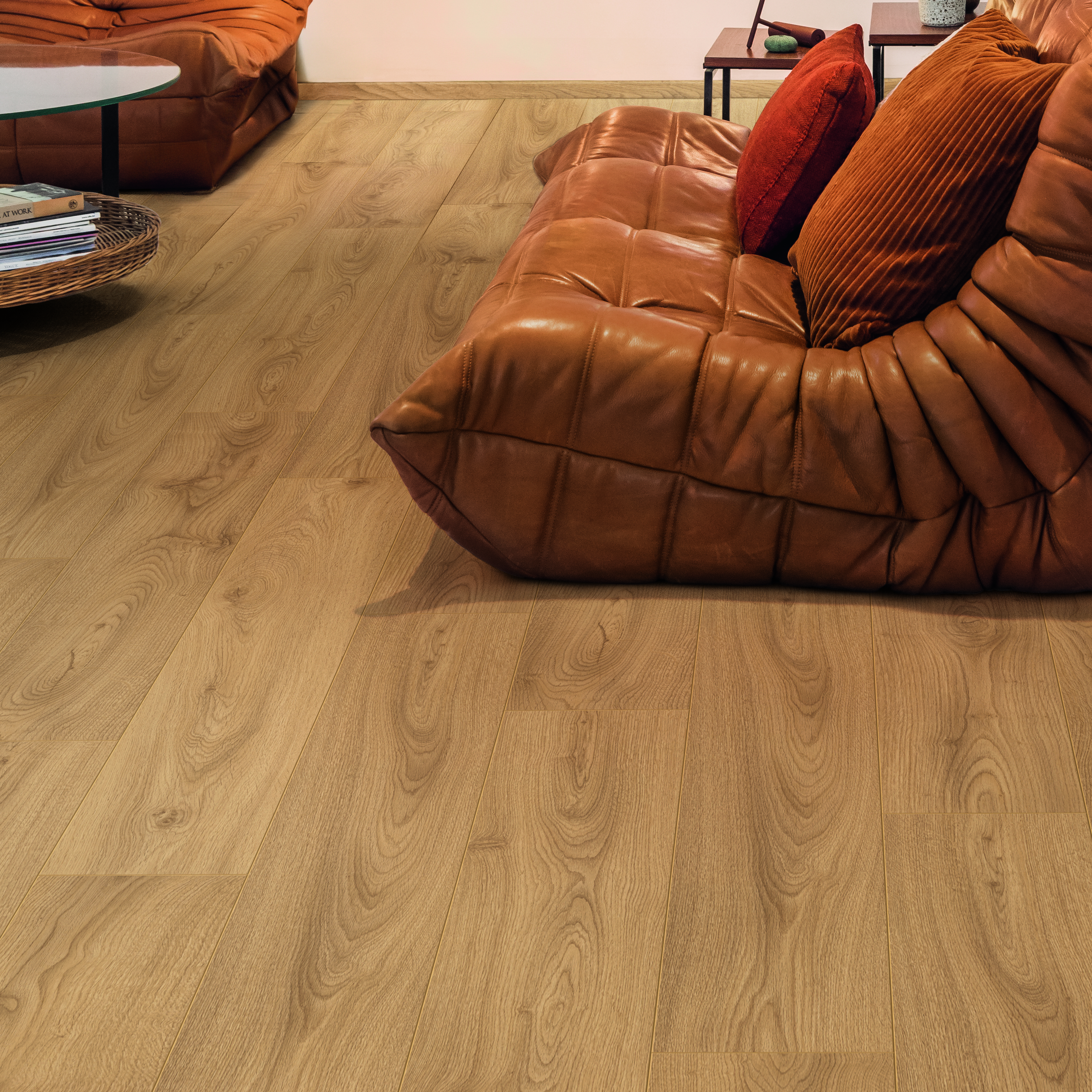 Quick-Step Classic Plus Sandy Oak 8mm Waterproof Laminate Flooring - 2.28m2