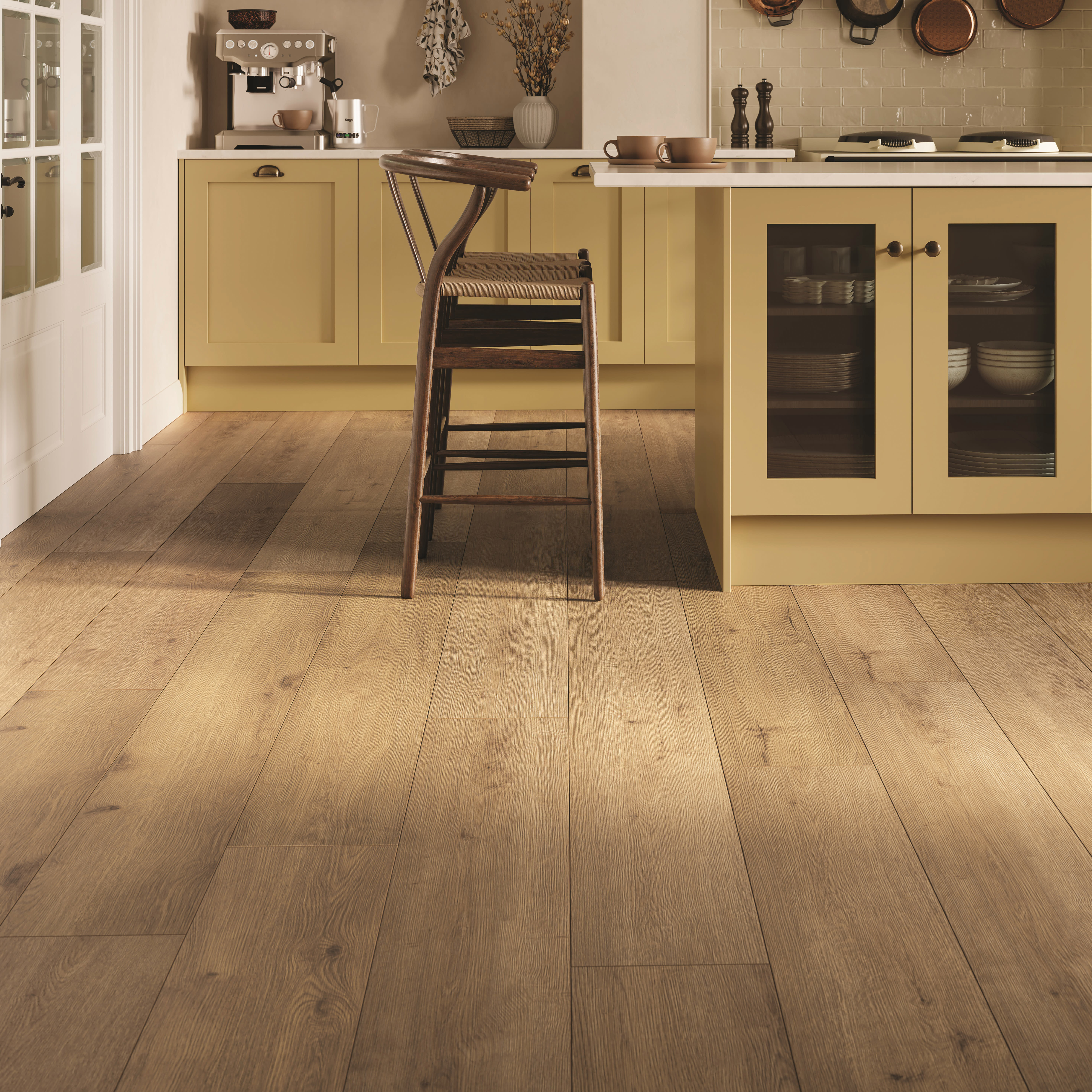Wickes Haywood Light Oak 8mm Moisture Resistant Laminate Flooring - 2.22m2