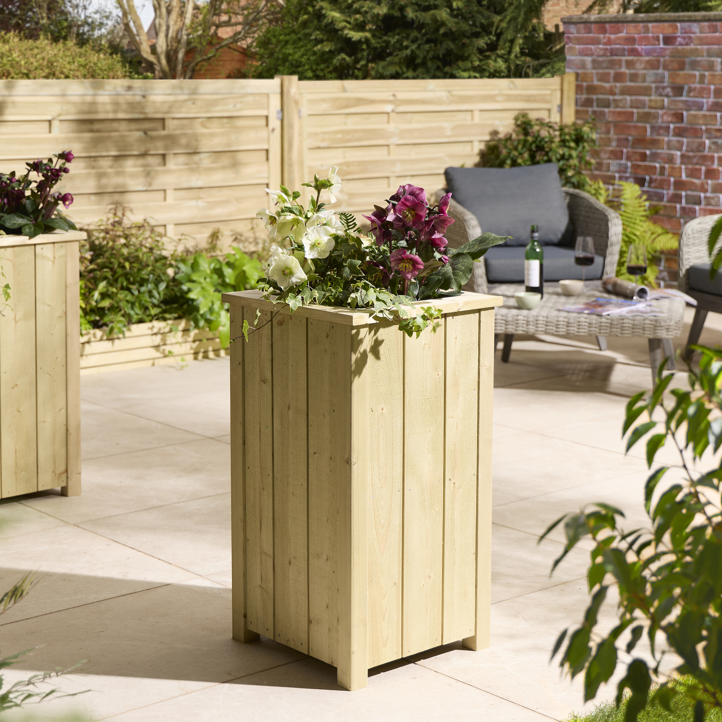 Rowlinson Signature Heritage Tall Square Planter