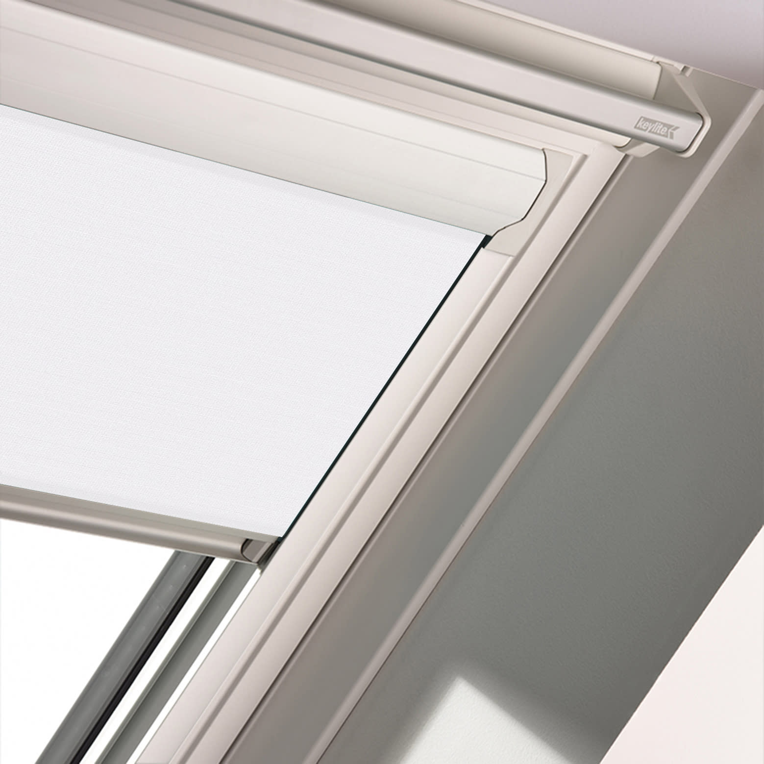 Keylite Thermal Blackout Blind White - 550 x 980mm