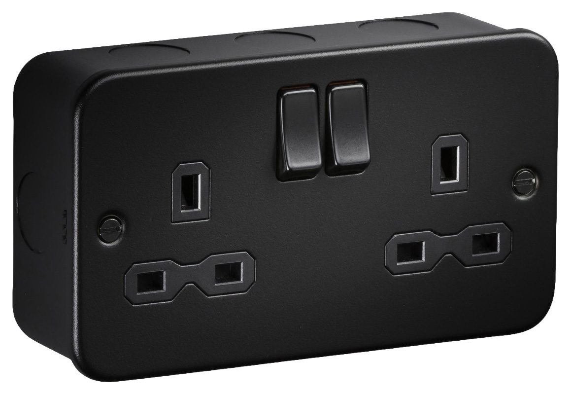 Knightsbridge Metal Clad 13A 2 Gang Double Pole Switched Socket - Textured Black