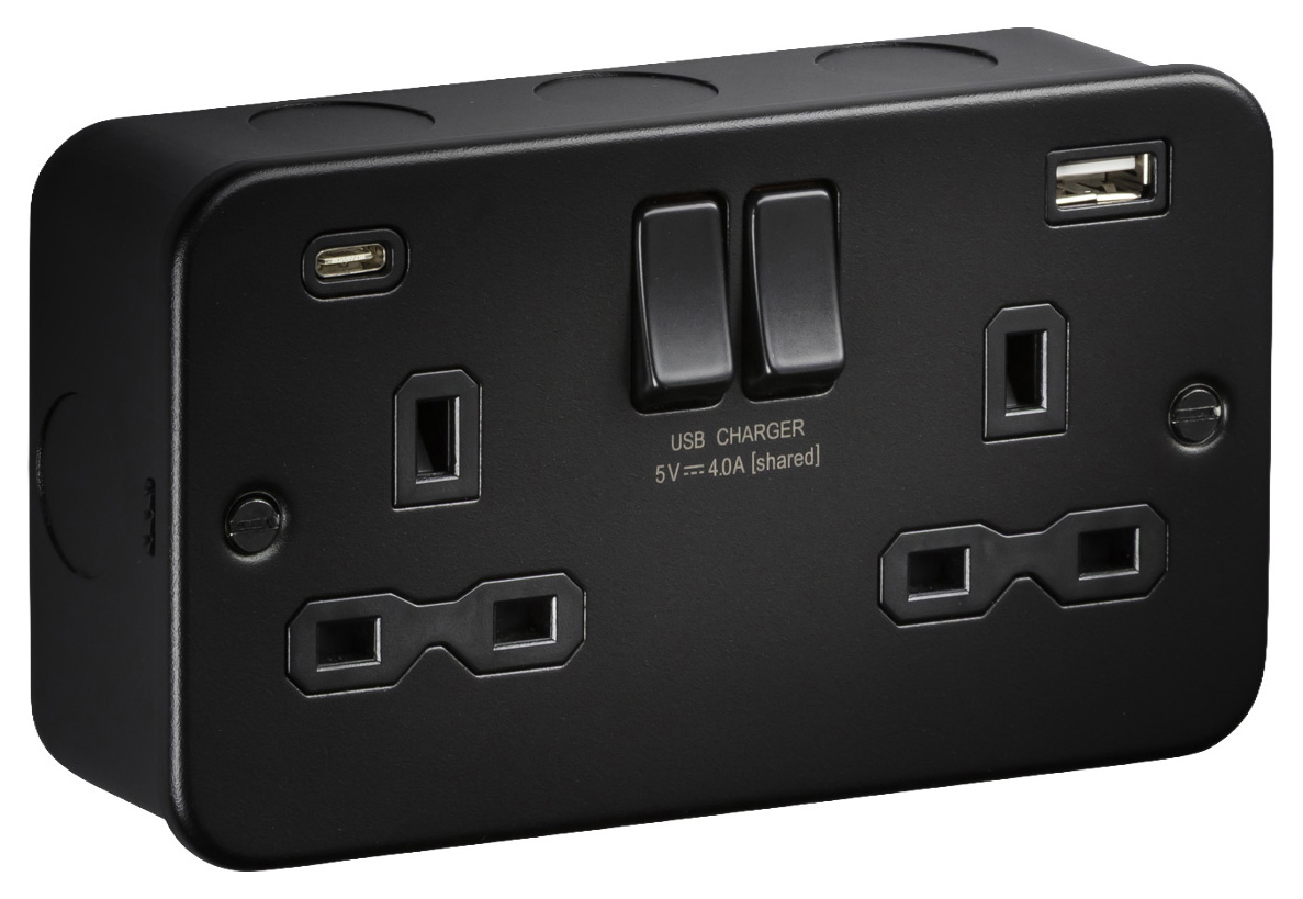 Knightsbridge Metal Clad 13A 2 Gang Switched Socket with Dual USB A&C - Textured Black