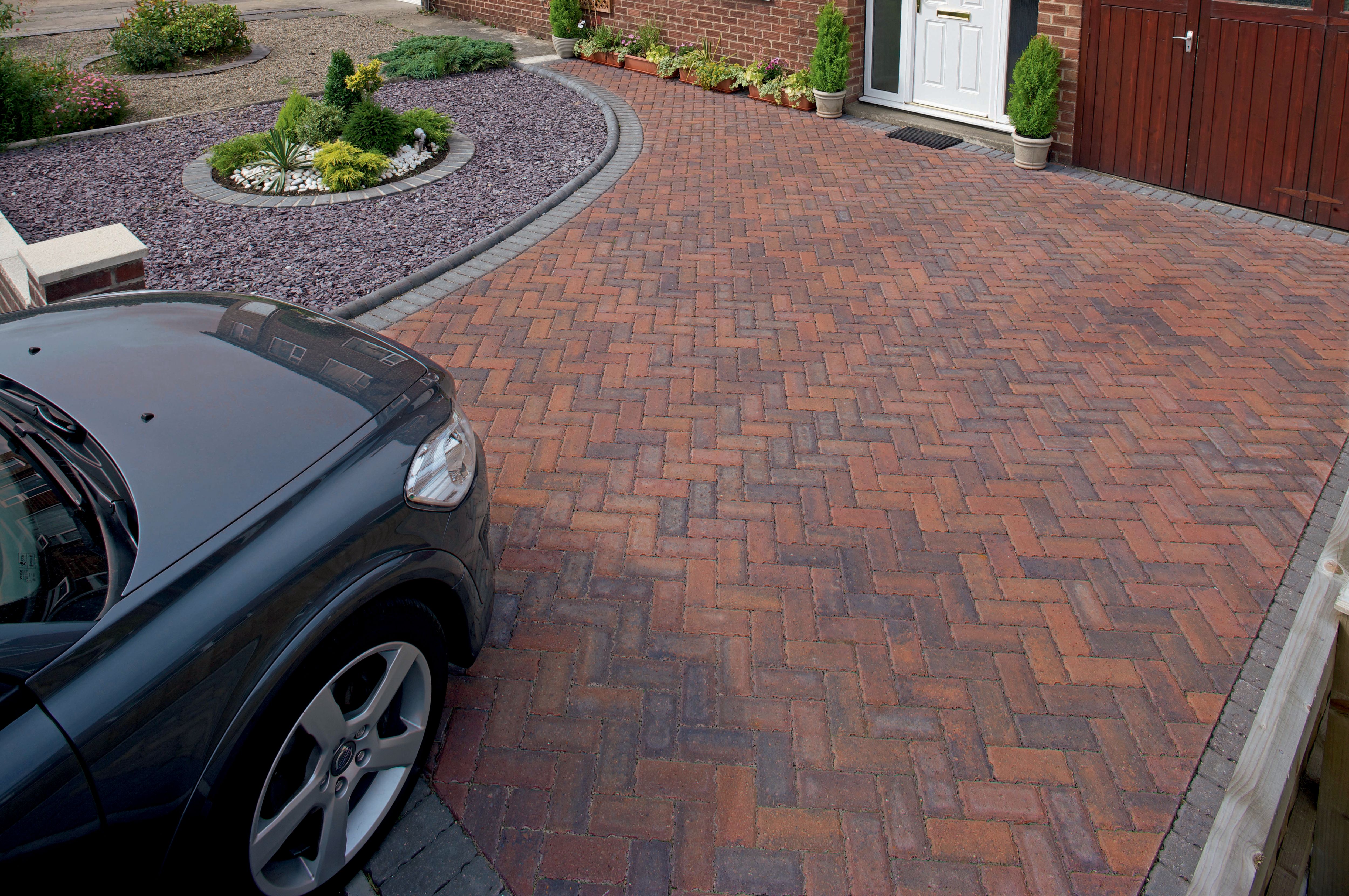 Image of Marshalls Driveline Priora Driveway Block Paving - Brindle 200 x 100 x 60mm Pack of 404