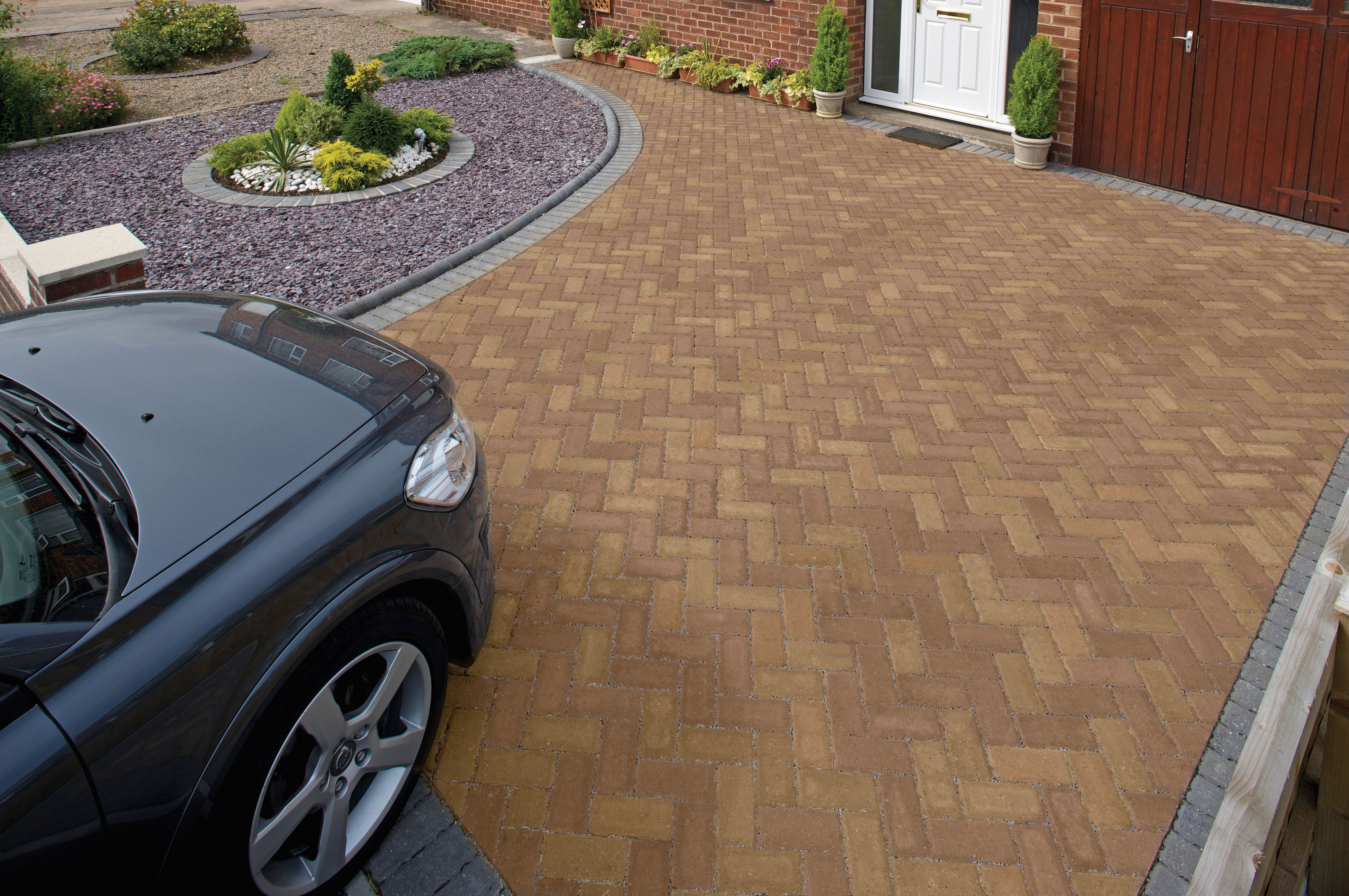 Image of Marshalls Driveline Priora Driveway Block Paving - Bracken 200 x 100 x 60mm Pack of 404