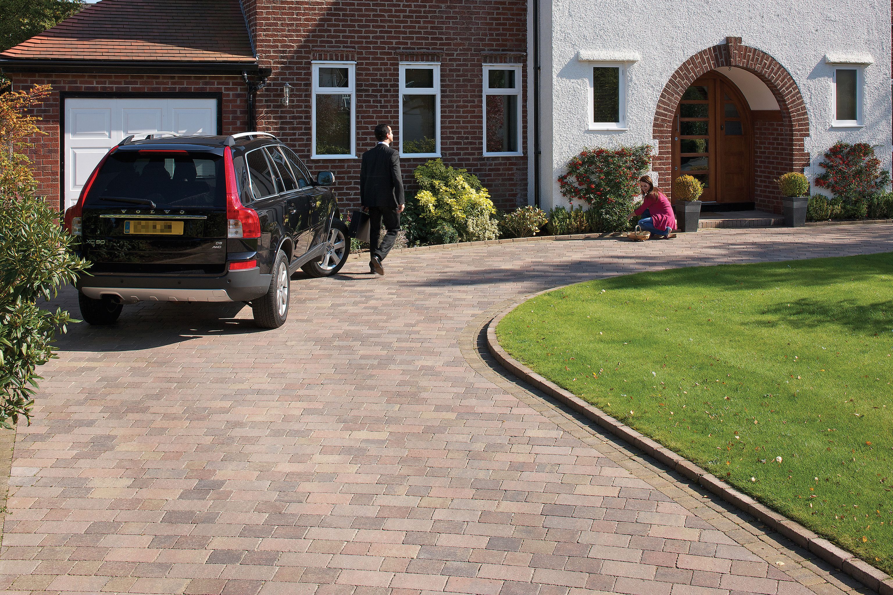 Image of Marshalls Drivesett Tegula Driveway Block Paving Pack - Traditional 120 x 160 x 50mm Pack of 606